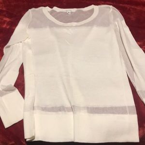 White knit long sleeves top